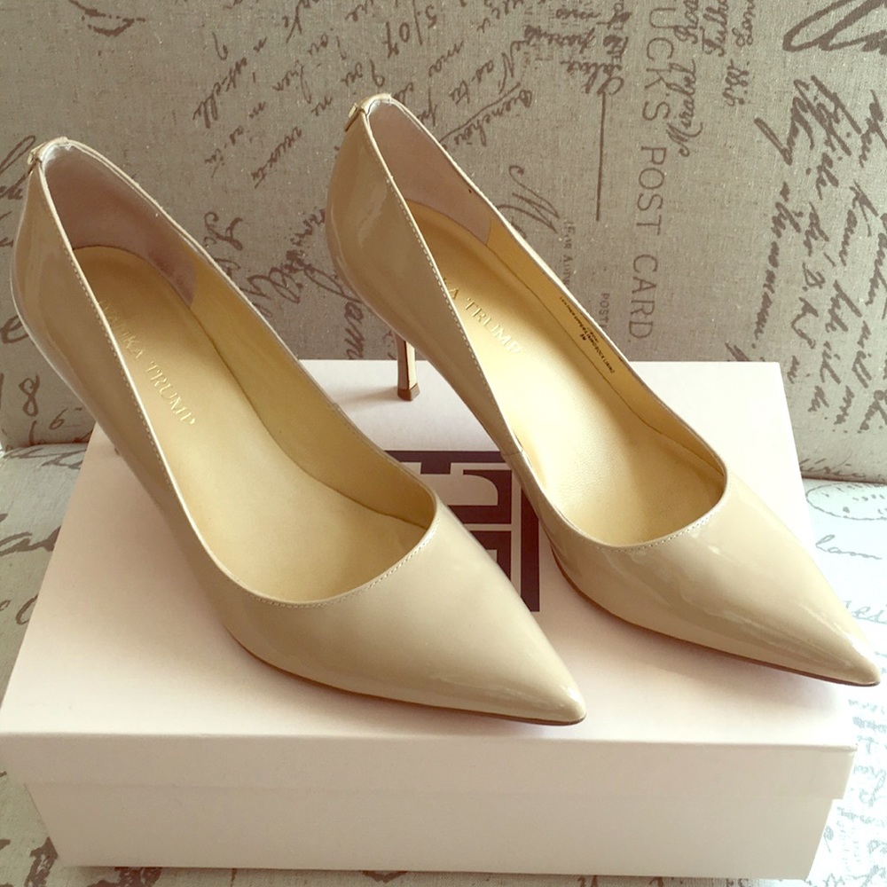 IVANKA TRUMP Nude Patent Leather Pump, Size 8